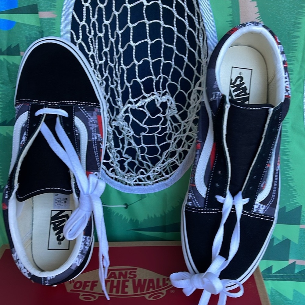 Vans WMNS Old Skool
(Packing Tape) Black/Red/
VN0A4U3BWZ4
Sneakers - Picture 11 of 16